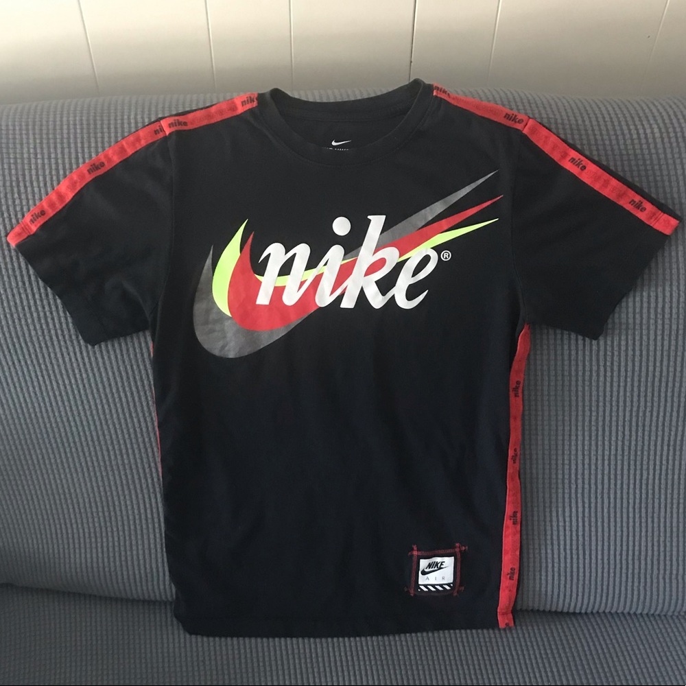 LAST CHANCE ✨HP✨ Nike sportswear